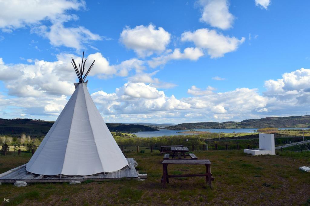 Готель Monte Do Azibo Glamping Podence Екстер'єр фото